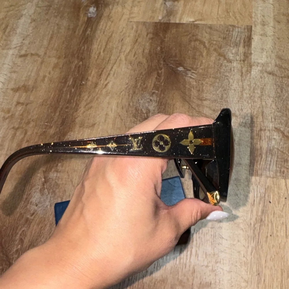 Louis Vuitton Dark Brown Sunglasses - Picture 12 of 12